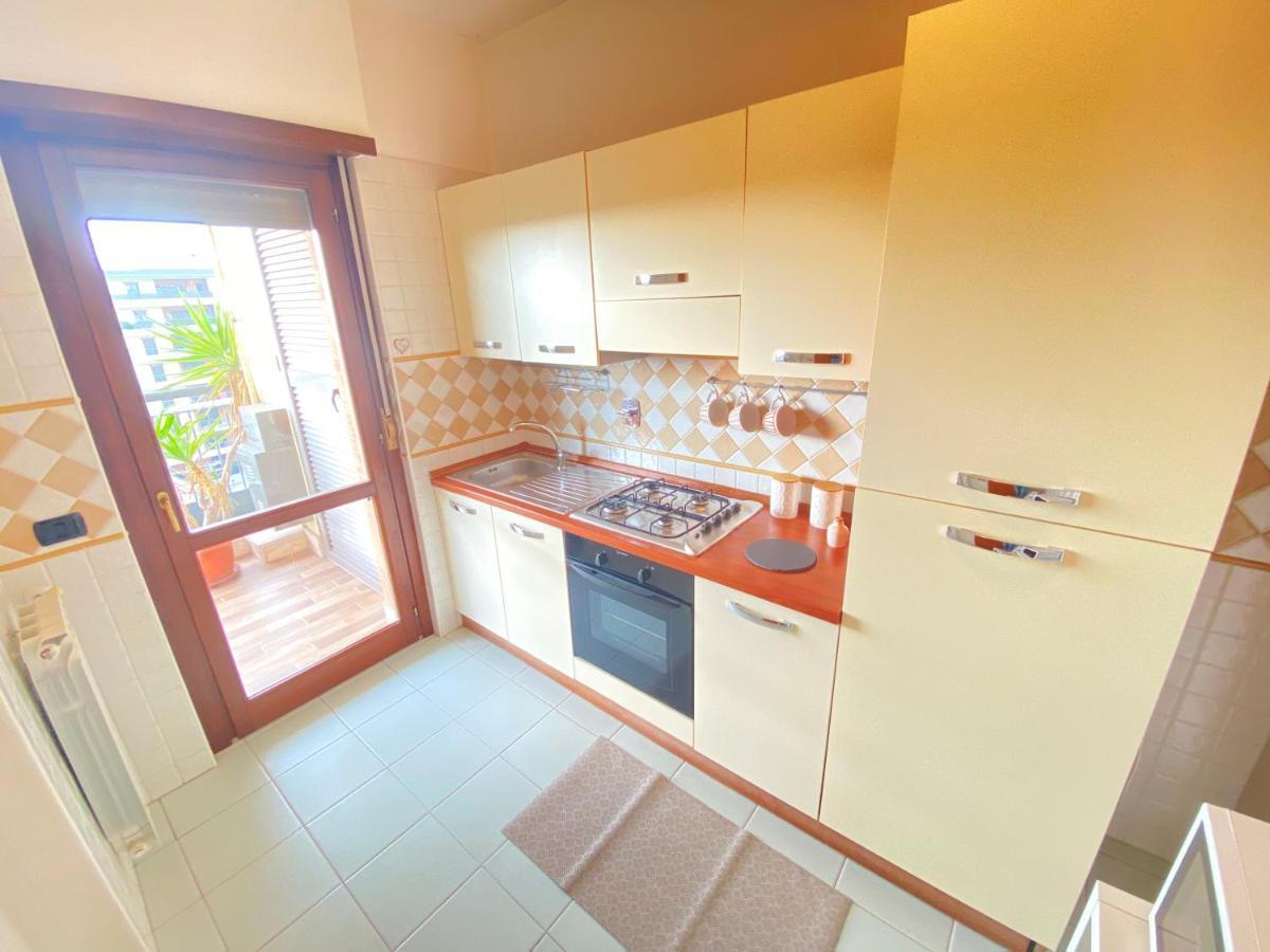 Golden Hour Apartment - Panoramic Terrace 菲乌米奇诺 外观 照片